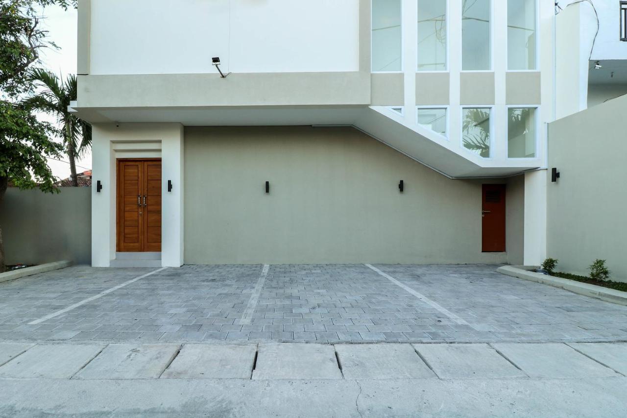 Oyo 1200 Kencana Residence Jimbaran  Luaran gambar