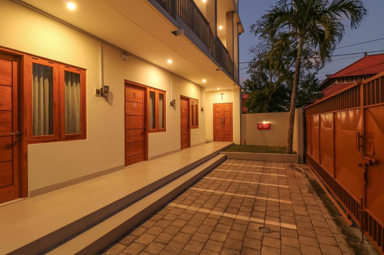 Oyo 1200 Kencana Residence Jimbaran  Luaran gambar
